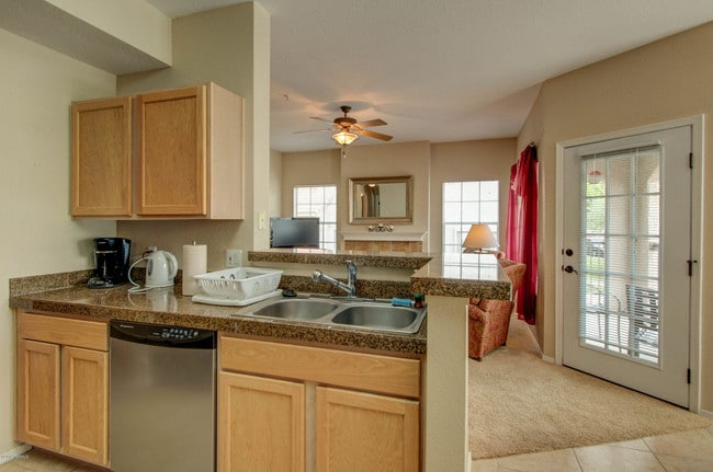 Building Photo - 1500 E Pusch Wilderness Dr