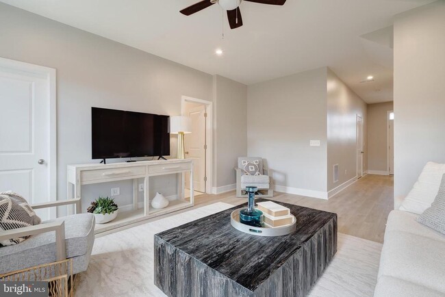 Building Photo - 105 Checkerspot Wy