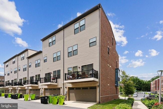 Building Photo - 4735 Towne Park Rd