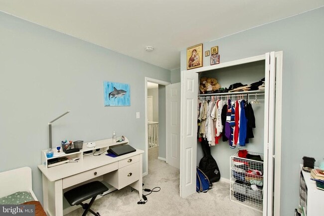 Building Photo - 9885 Burke Pond Ct