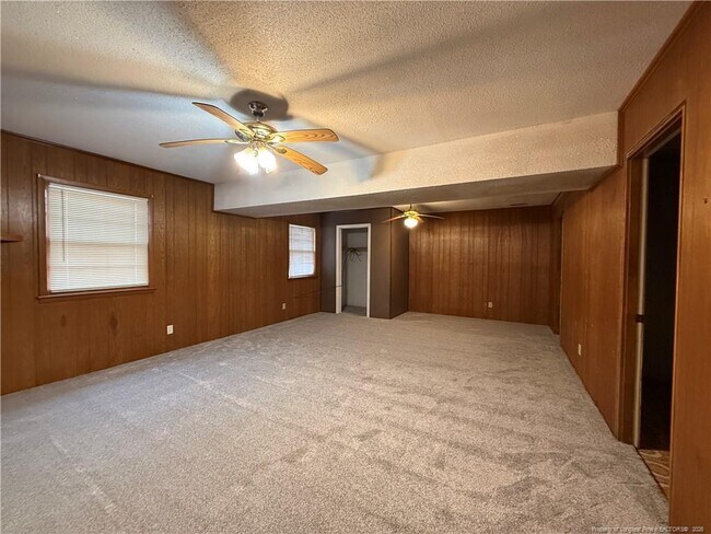 Building Photo - 5300 Foxfire Rd