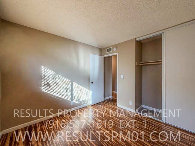 Building Photo - Make this your Home! 4 bedroom in North Highlands