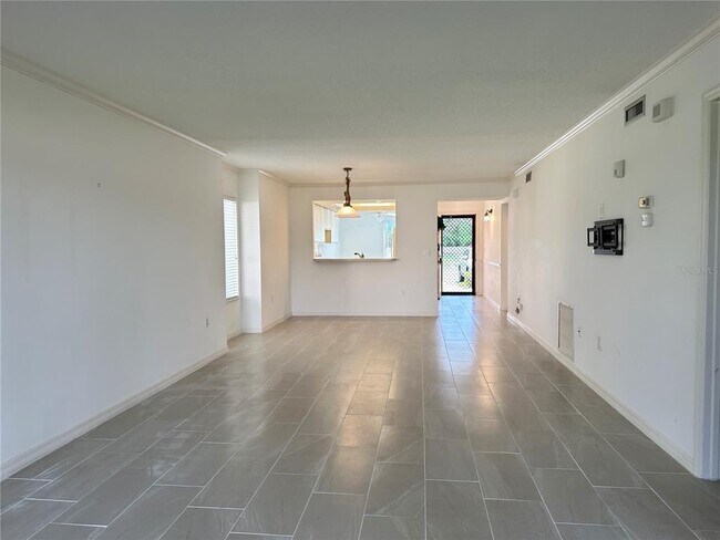 Building Photo - 6191 Timberlake Dr
