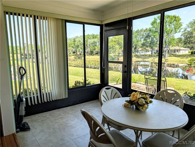 Building Photo - 9815 E Pebble Creek Ct
