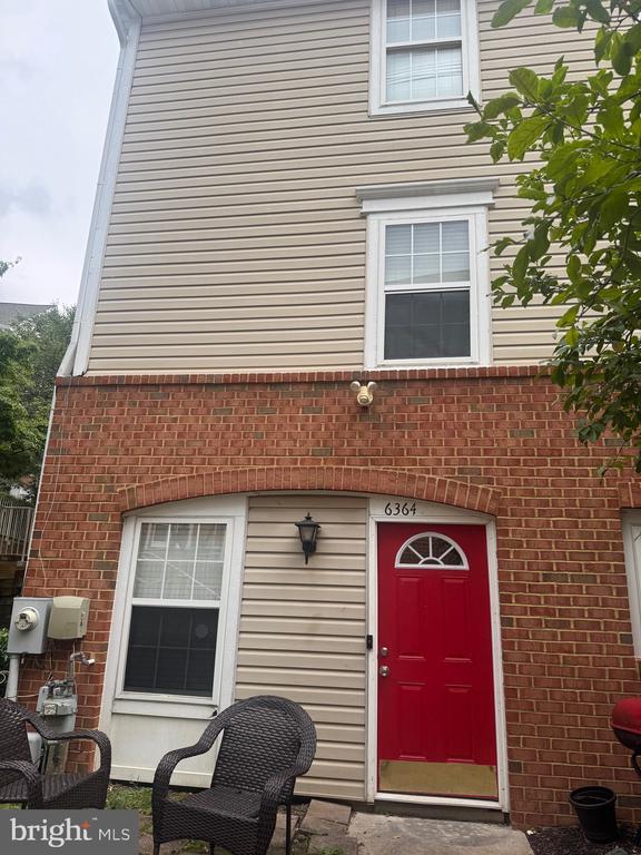 Building Photo - 6364 Bayberry Ct