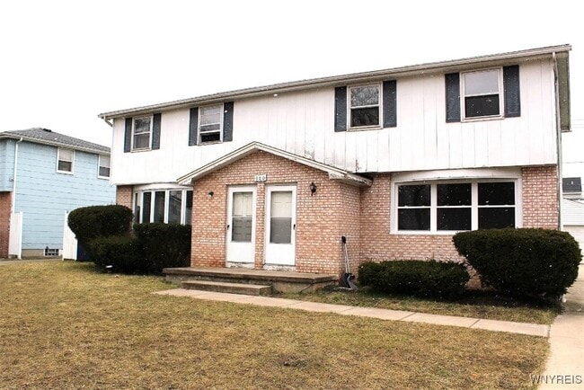 Primary Photo - 300 Sundridge Dr