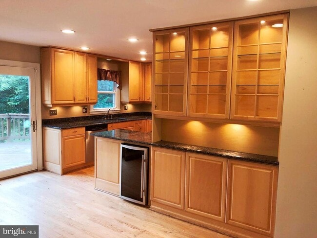 Building Photo - 7109 Captains Cove Ct