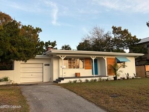 Building Photo - 117 Magnolia Dr