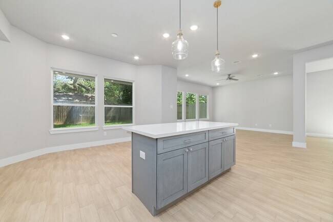 Building Photo - 3546 Talia Wood Ct