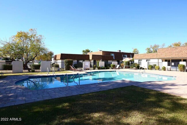 Building Photo - 8237 E Orange Blossom Ln