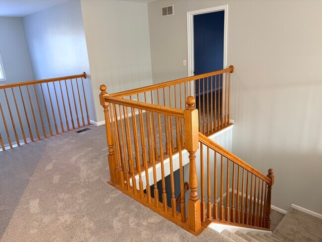 Building Photo - 1155 Clover Hill Ln