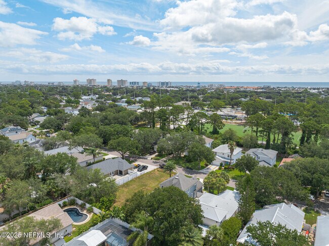 Building Photo - 2924 St Johns Blvd