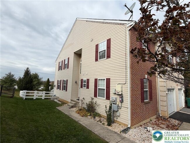 Building Photo - 7109 Hunt Dr