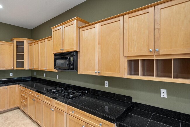 Building Photo - 4136 E Pullman Rd