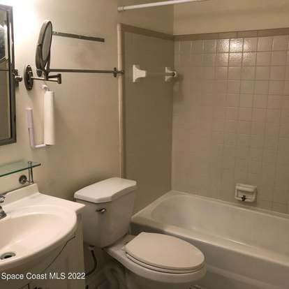 Building Photo - 3135 Shady Dell Ln