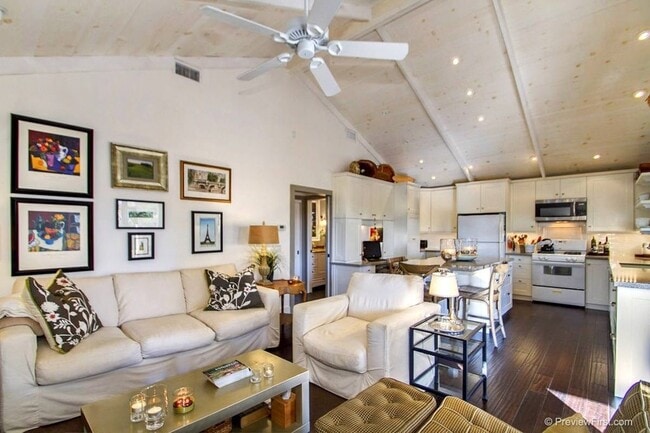 Building Photo - 1-Bed / 1-Bath Craftsman in South Park wit...