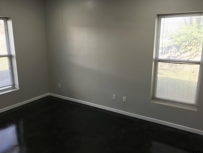 Building Photo - 19040 FM 2493