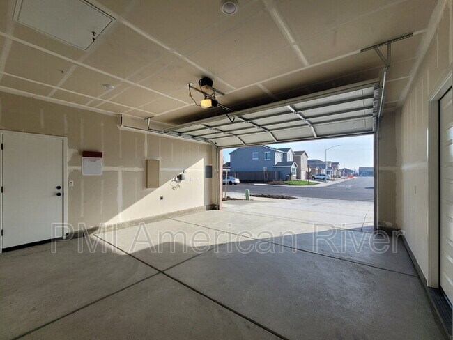 Building Photo - 9013 Allegretto Wy