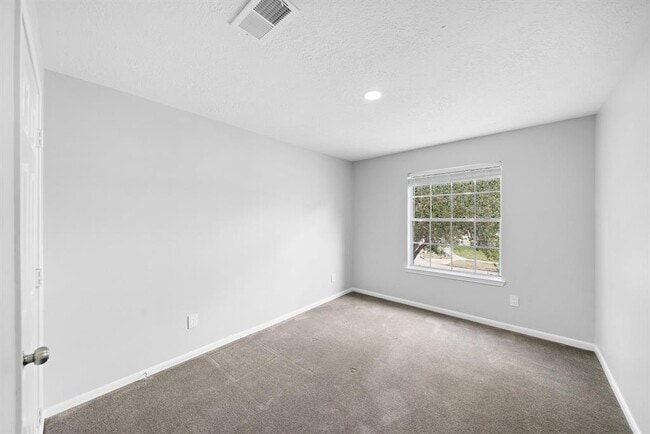 Building Photo - 17527 W Copper Lakes Dr