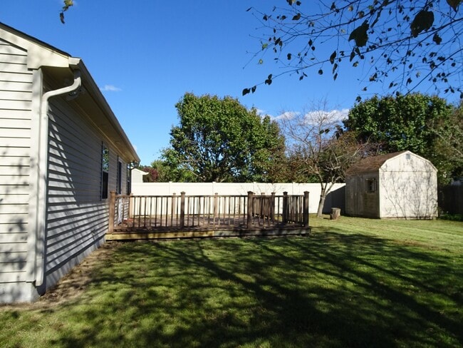 Building Photo - Single Family Ranch in Fawn Lake Newport N...