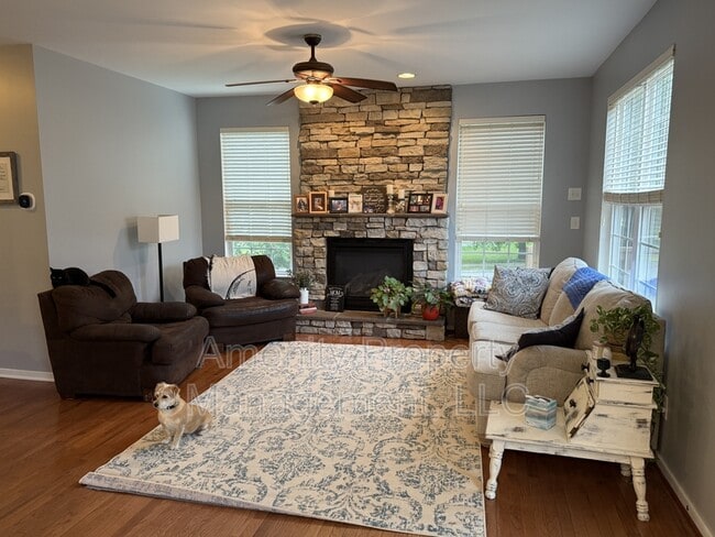 Building Photo - 5967 Erin Leigh Dr