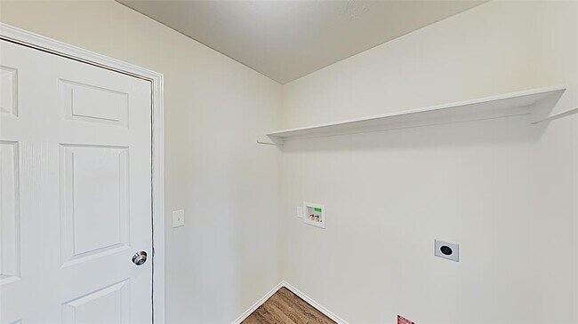 Building Photo - 10609 SW 23rd Ter