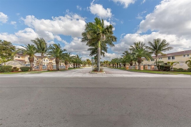 Building Photo - 7488 NW 181st St