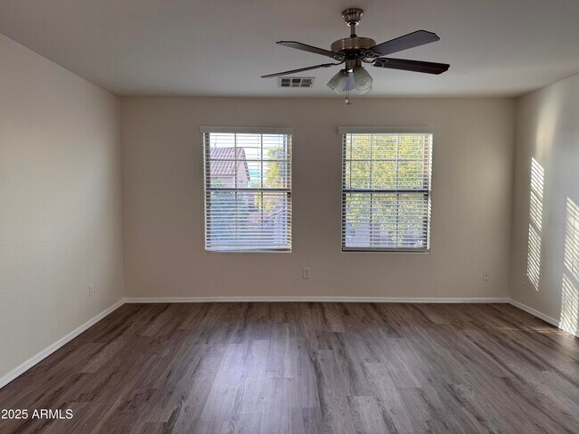 Building Photo - 1879 S Tucana Ln