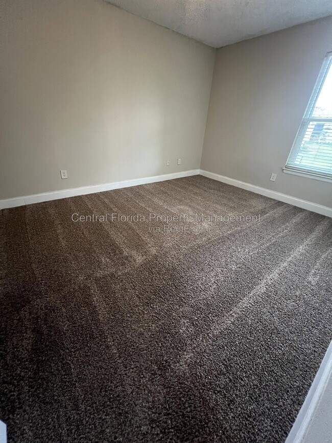 Building Photo - 3700 Idlebrook Cir