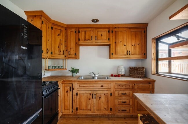 Building Photo - Private Topanga Canyon Compound with Guesthouse, Studio & Sweeping Canyon Views!