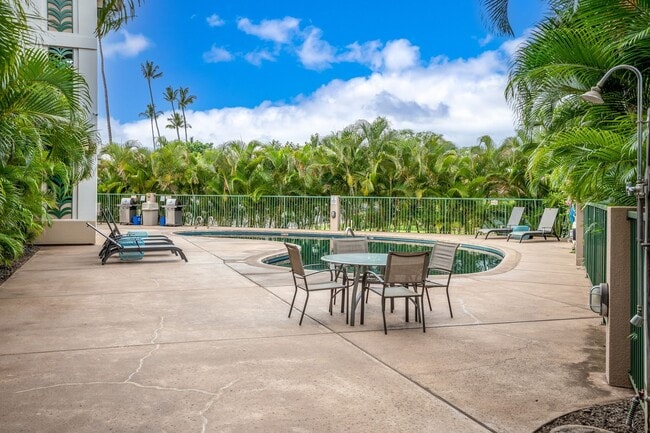 Building Photo - Furnished 2 Bed/2 Bath Hale Kanani Condo, Across from The Cove & Charley Young Beach