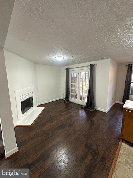 Building Photo - 7 Drumcastle Ct