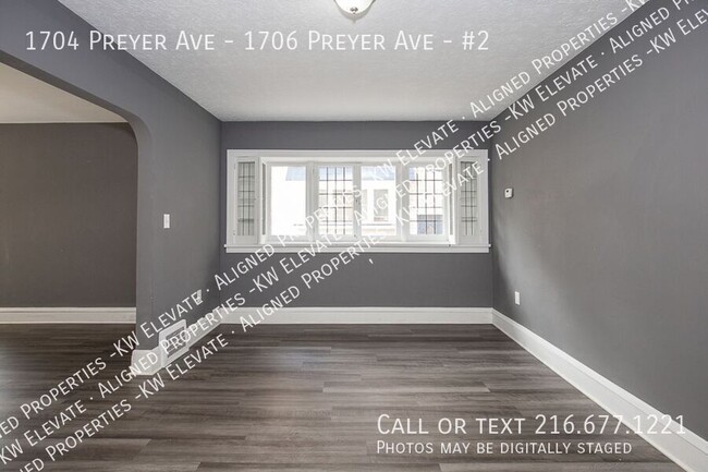 Building Photo - Charming 4 bed side by side duplex !