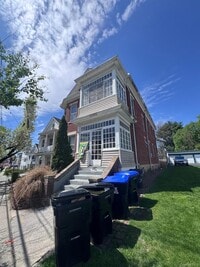 Building Photo - 106 South Ave