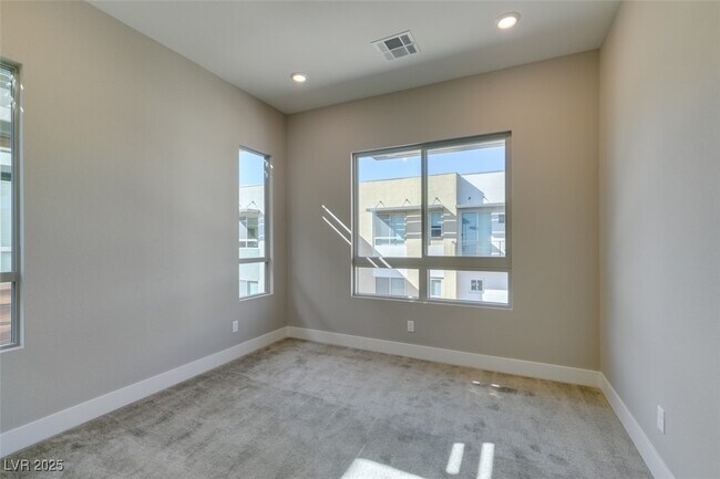 Building Photo - 4152 Yucca Bloom St