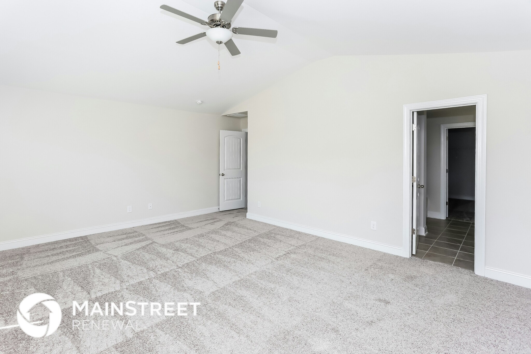 Building Photo - 2065 Swanport Ln