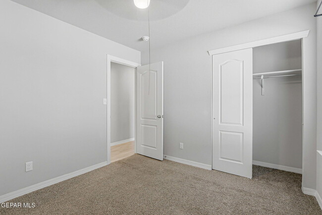 Building Photo - 14557 Firewheel Ave