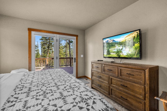 Building Photo - 254 Goat Trail