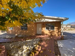 Building Photo - 11213 Chico Rd NE