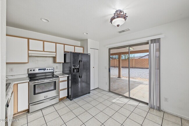 Building Photo - 3015 N 84th Dr