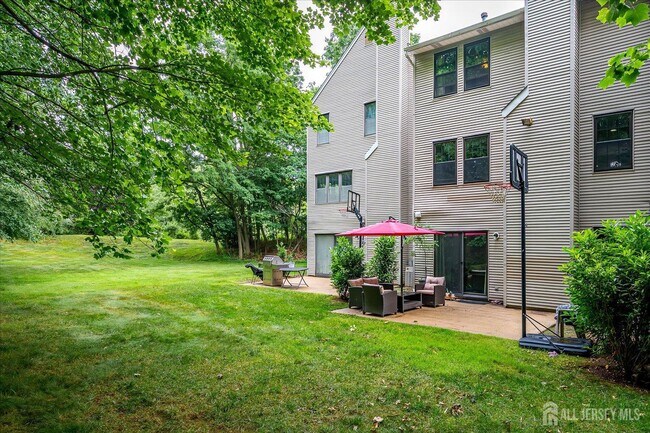 Building Photo - 4506 Stonehedge Rd