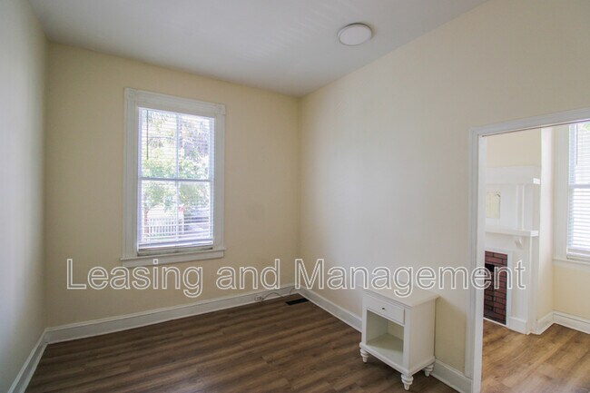Building Photo - 3 Woolfe St