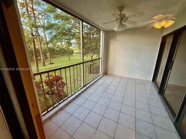 Building Photo - 6662 Boca Del Mar Dr