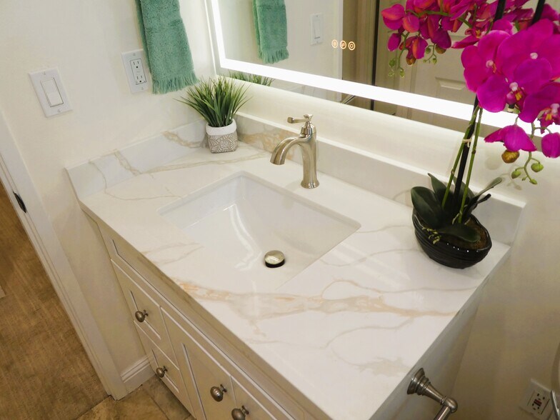 Building Photo - 1161 Woodrow St