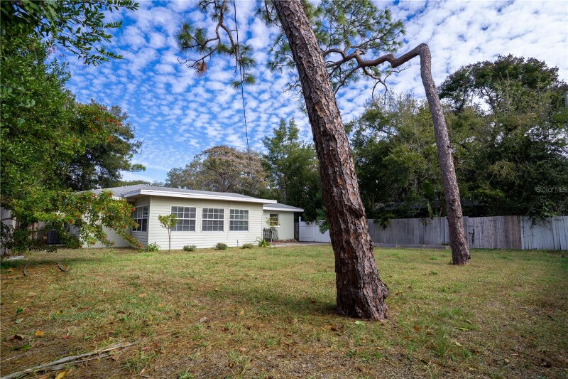 Building Photo - 6238 13th Ave S