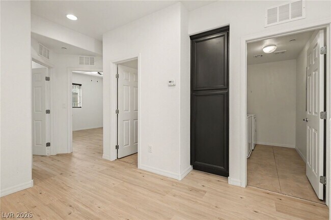 Building Photo - 11368 Belmont Lake Dr