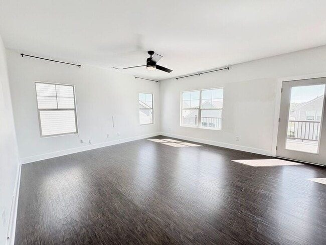 Building Photo - 211 Crooked Cedar Way