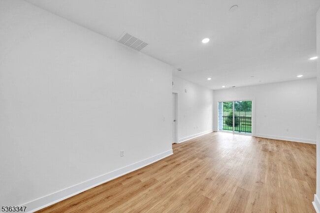 Building Photo - 5103 Mary Ashby Way