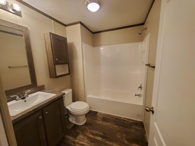 Building Photo - 8 Eagle Vista Ln