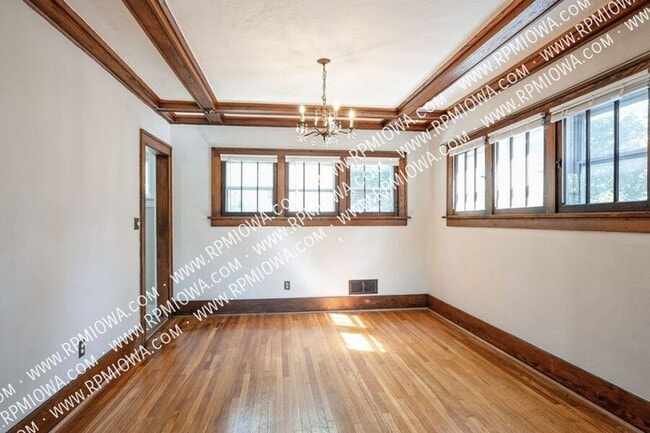 Building Photo - 3315 Woodland Ave